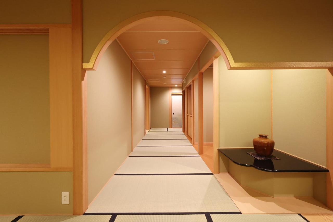 Fujiiso (Adults Only) Hotel ทาคายามะ ภายนอก รูปภาพ