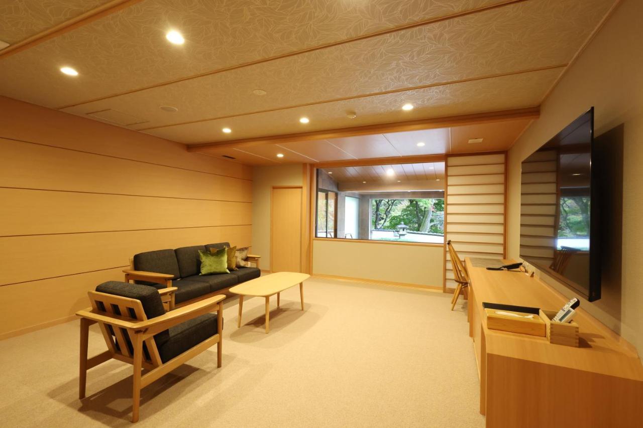 Fujiiso (Adults Only) Hotel ทาคายามะ ภายนอก รูปภาพ