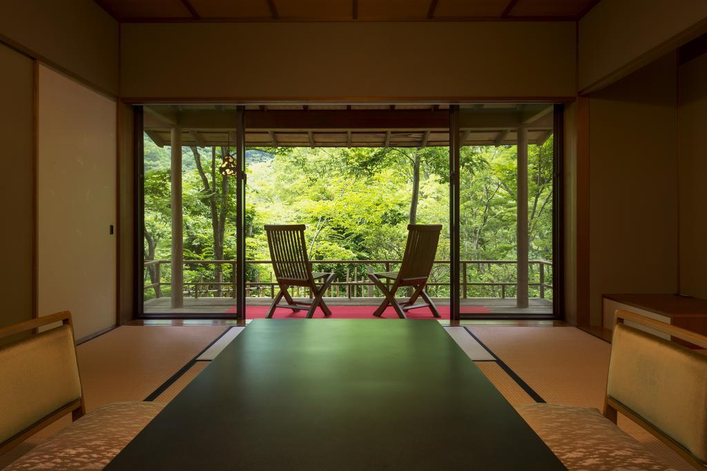 Fujiiso (Adults Only) Hotel ทาคายามะ ภายนอก รูปภาพ